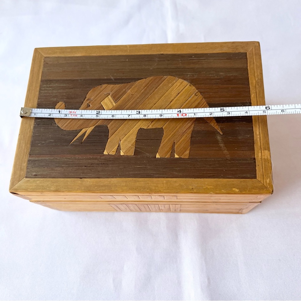 Vintage Elephant Wood Treasure Box - Picture 7 of 8